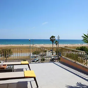 aparthotel-solifemar-castelldefels.top-hotels-tarragona.com/