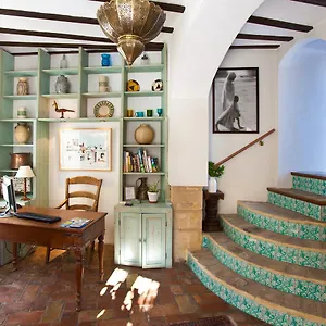 hotel-la-casa-del-califa.es-andalucia.com/